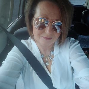 Meet your Posher, Conda